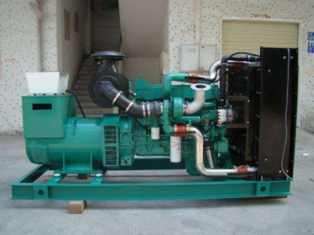 平湖1100kw康明斯柴油发电机组图片 平湖1100kw康明斯柴油发电机组图片